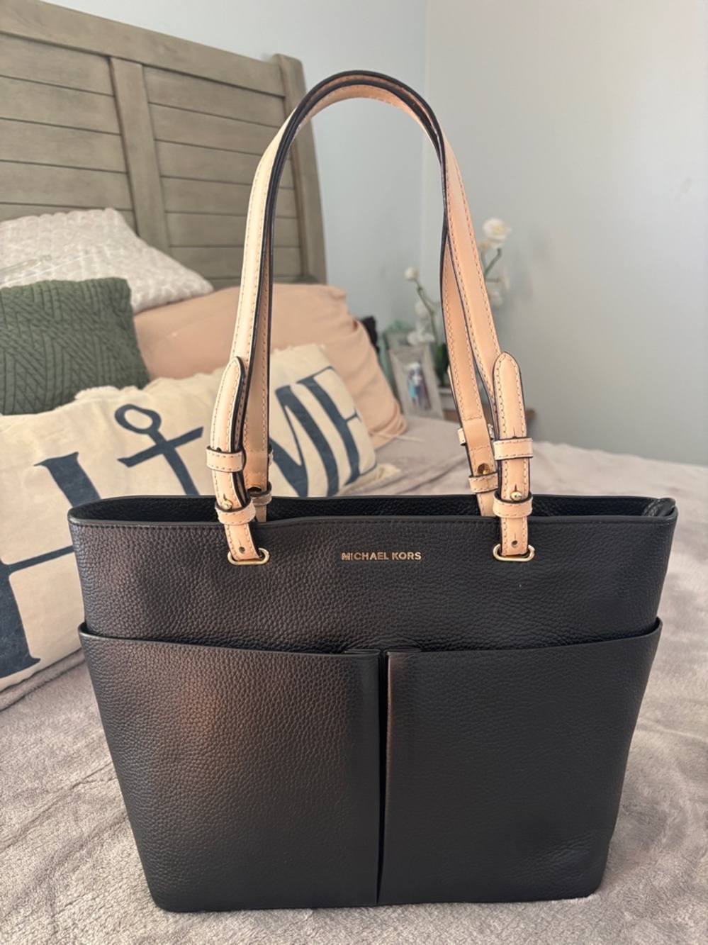 Michael Kors Bedford Medium Pebbled Leather Tote-Black Bag - Picture 9 of 15